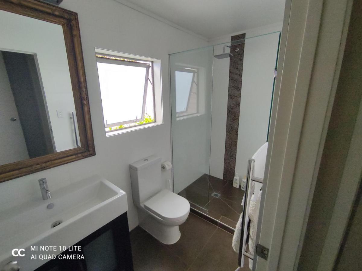 Castor Bay Homestay Auckland Exterior photo