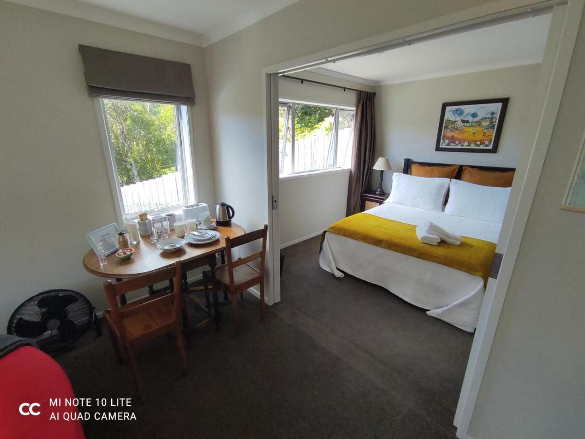 Castor Bay Homestay Auckland Exterior photo