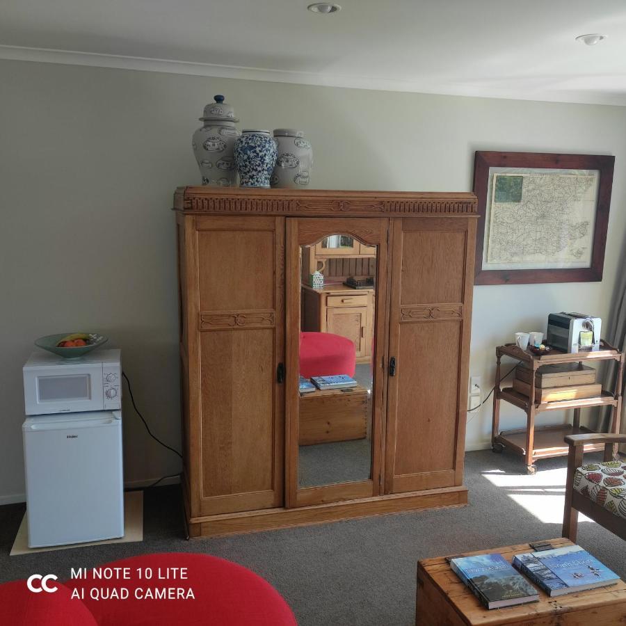 Castor Bay Homestay Auckland Exterior photo